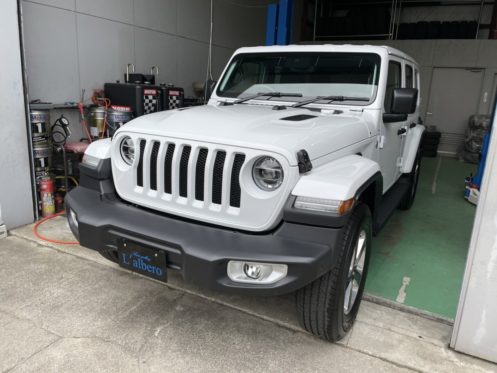 Jeep ﾗﾝｸﾞﾗｰｻﾊﾗ ご納車 株式会社アルベロ 群馬県の輸入車販売店